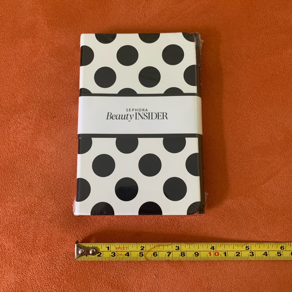 NOTEBOOK + PEN: Sephora Beauty Insider Pocket Size - Picture 9 of 11